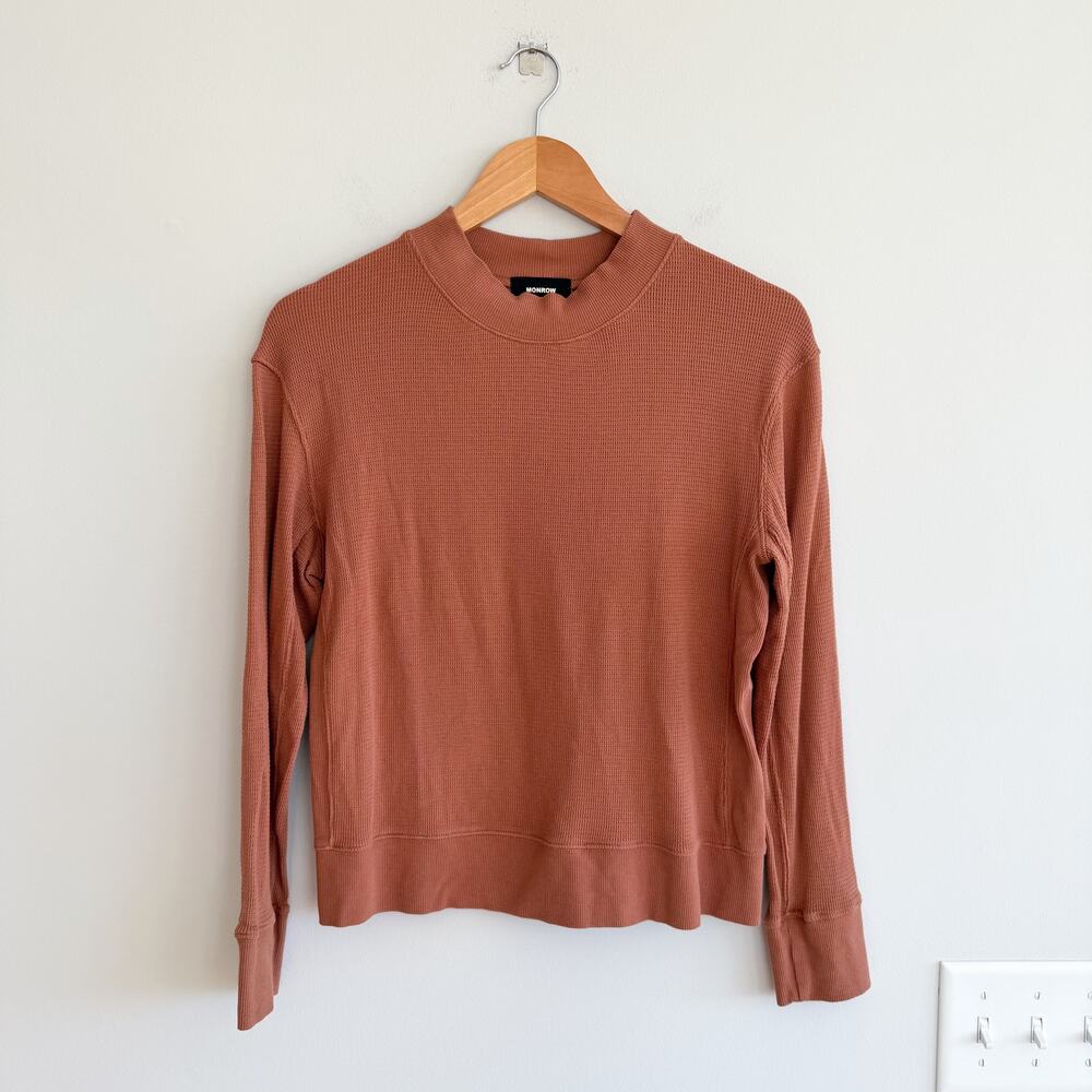 Monrow Thermal Mock Neck Seamed Sweatshirt in Caramel S